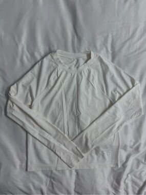 Vuori Women's White Long Sleeve